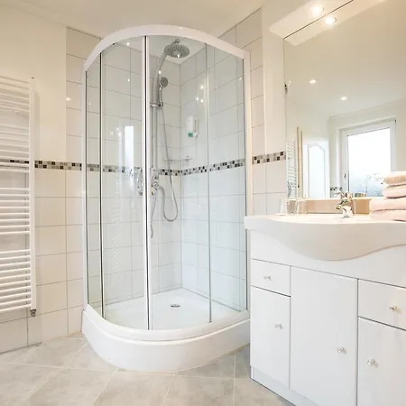 Schoekel's Und Restaurant فندق 3*