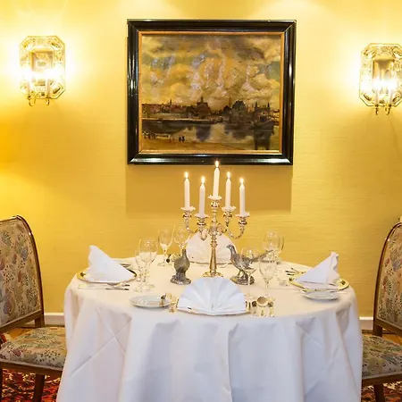 Schoekel's Und Restaurant التزه